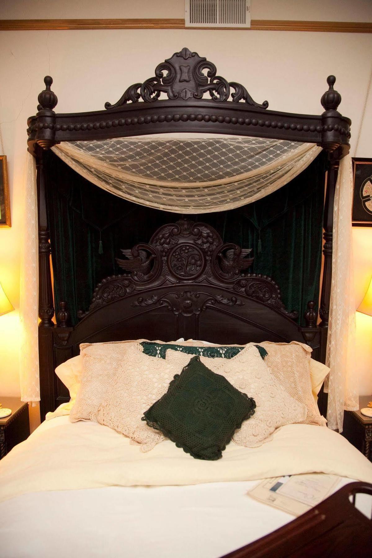 Beall Mansion An Elegant Bed & Breakfast Inn 奥尔顿 外观 照片